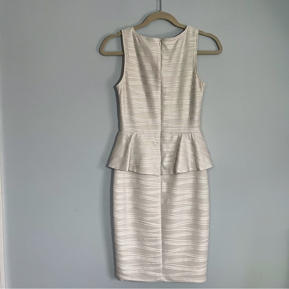 LIKE NEW 2 PC Frank Lyman Dress & Jacket - Picture 5 of 8